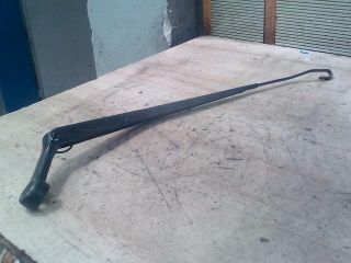 bontott NISSAN VANETTE Jobb első Ablaktörlő Kar