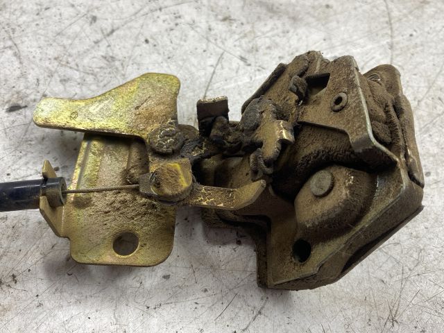 bontott NISSAN VANETTE Jobb első Ajtózár