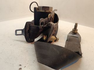 bontott NISSAN VANETTE Jobb első Biztonsági Öv