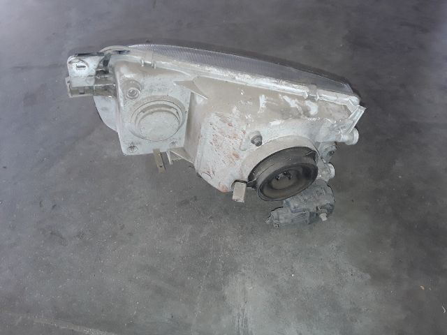 bontott NISSAN VANETTE Jobb Fényszóró