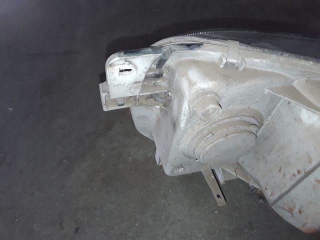 bontott NISSAN VANETTE Jobb Fényszóró