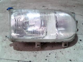 bontott NISSAN VANETTE Jobb Fényszóró
