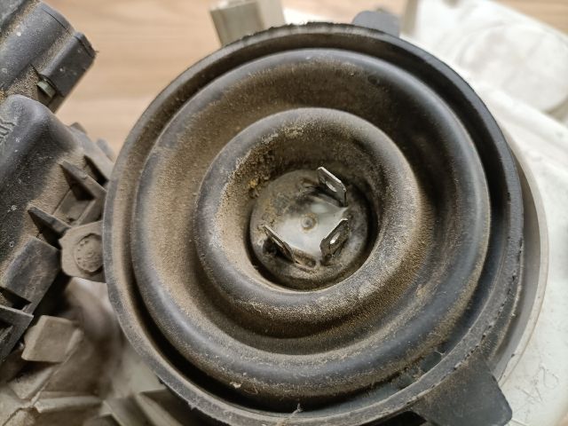 bontott NISSAN VANETTE Jobb Fényszóró