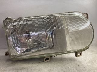 bontott NISSAN VANETTE Jobb Fényszóró