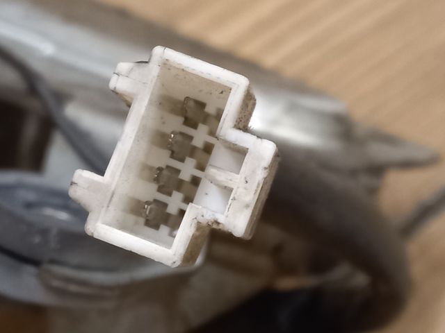 bontott NISSAN VANETTE Jobb hátsó Ablaktörlő Motor