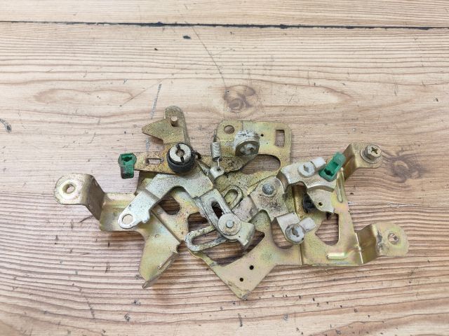 bontott NISSAN VANETTE Jobb hátsó Ajtózár