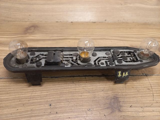 bontott NISSAN VANETTE Jobb Hátsó Lámpa Foglalat