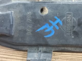 bontott NISSAN VANETTE Jobb Hátsó Lámpa Foglalat