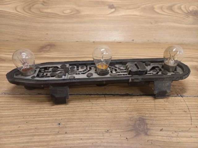 bontott NISSAN VANETTE Jobb Hátsó Lámpa Foglalat