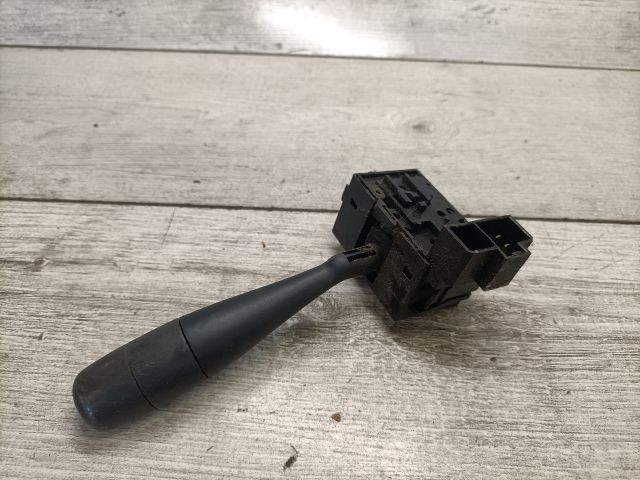 bontott NISSAN VANETTE Jobb Kormánykapcsoló Ablaktörlő