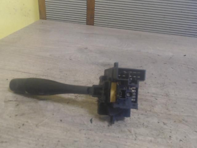 bontott NISSAN VANETTE Jobb Kormánykapcsoló Ablaktörlő