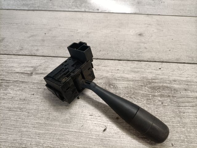 bontott NISSAN VANETTE Jobb Kormánykapcsoló Ablaktörlő