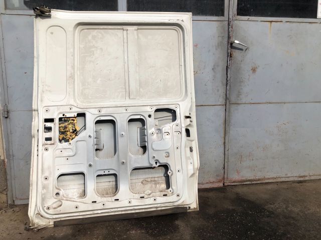 bontott NISSAN VANETTE Jobb Tolóajtó (Üres lemez)