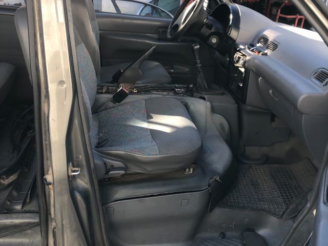 bontott NISSAN VANETTE Jobb Tolóajtó (Üres lemez)