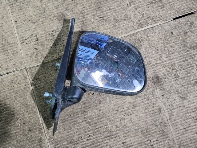 bontott NISSAN VANETTE Jobb Visszapillantó Tükör (Mechanikus)