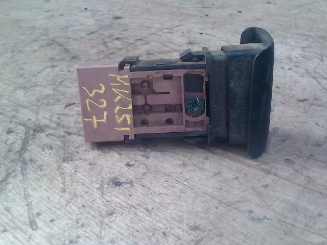 bontott NISSAN VANETTE Ködfényszóró (Pozíciófüggetlen)