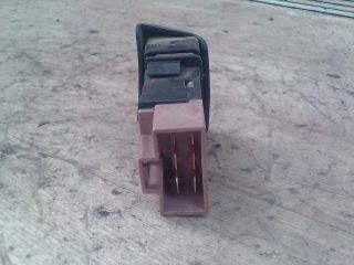 bontott NISSAN VANETTE Ködfényszóró (Pozíciófüggetlen)