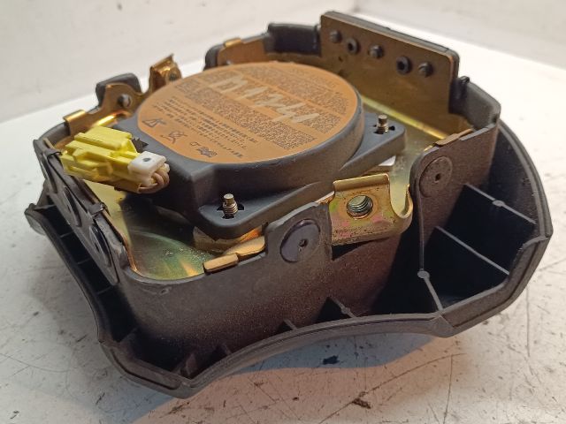 bontott NISSAN VANETTE Kormánylégzsák