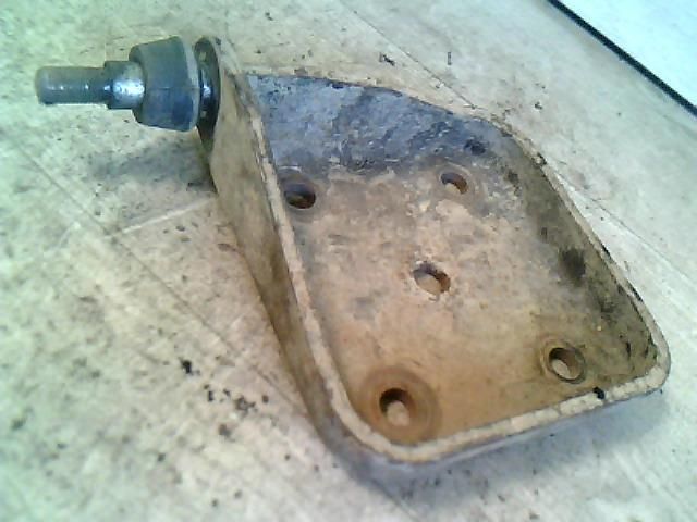 bontott NISSAN VANETTE Tartó Bak