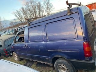 bontott NISSAN VANETTE Vonóhorog