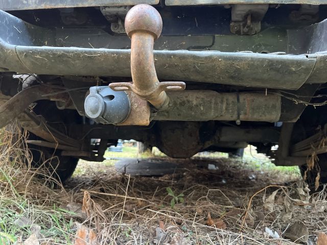 bontott NISSAN VANETTE Vonóhorog