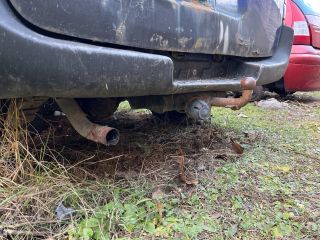 bontott NISSAN VANETTE Vonóhorog