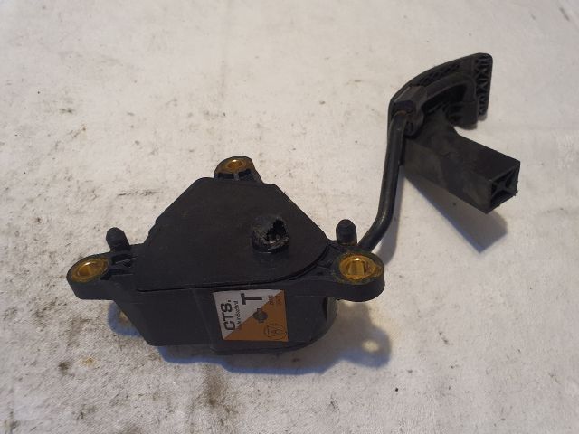 bontott NISSAN X-TRAIL I Gázpedál (Elektromos)