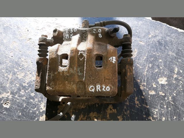 bontott NISSAN X-TRAIL I Bal első Féknyereg Munkahengerrel