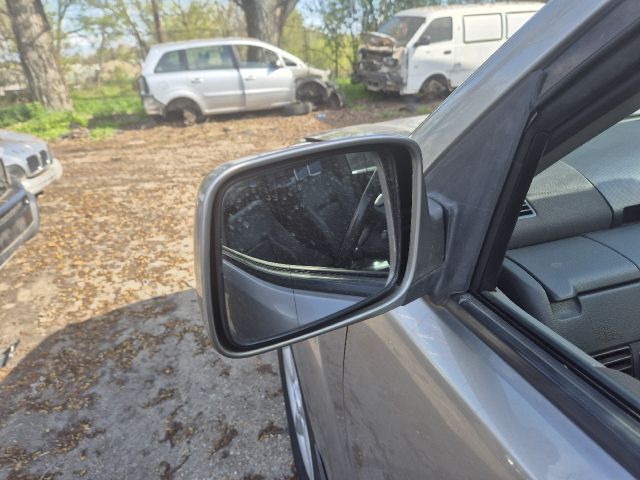 bontott NISSAN X-TRAIL I Bal első Féknyereg Munkahengerrel