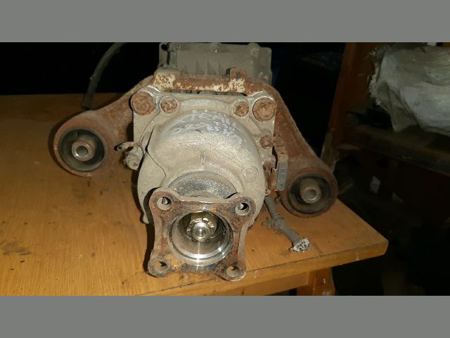 bontott NISSAN X-TRAIL I Hátsó Differenciálmű