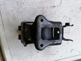 bontott NISSAN X-TRAIL I Motor Tartó Bak (Pozíciófüggetlen)