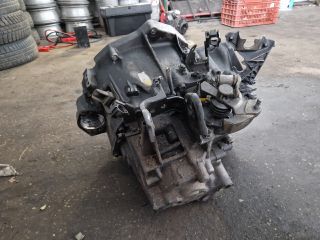 bontott NISSAN X-TRAIL I Váltó (Mechanikus)