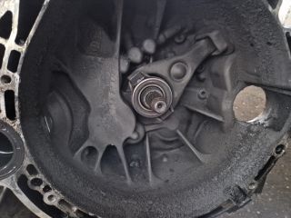 bontott NISSAN X-TRAIL I Váltó (Mechanikus)