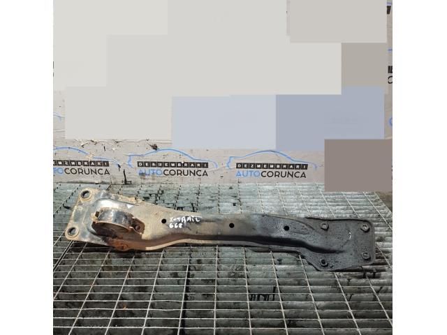 bontott NISSAN X-TRAIL I Alsó Összekötő