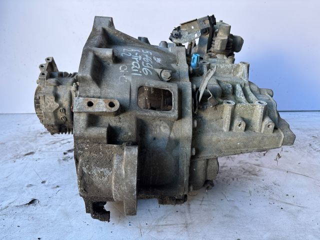 bontott NISSAN X-TRAIL I Váltó (Mechanikus)