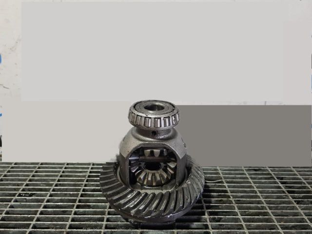 bontott NISSAN X-TRAIL I Hátsó Differenciálmű