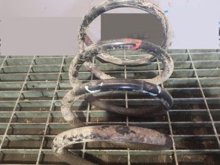 bontott NISSAN X-TRAIL I Hátsó Rugó