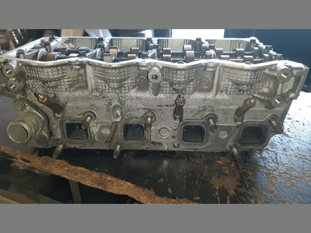 bontott NISSAN X-TRAIL I Hengerfej