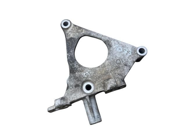 bontott NISSAN X-TRAIL I Motor Tartó Bak (Pozíciófüggetlen)