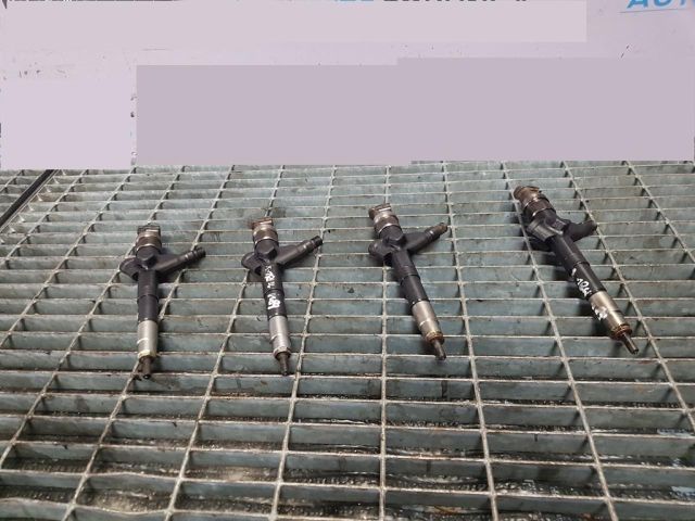 bontott NISSAN X-TRAIL I Porlasztó (1 db)