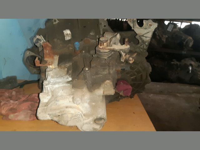 bontott NISSAN X-TRAIL I Váltó (Mechanikus)