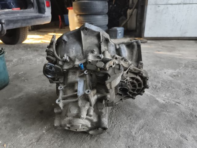 bontott NISSAN X-TRAIL I Váltó (Mechanikus)