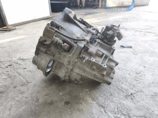 bontott NISSAN X-TRAIL I Váltó (Mechanikus)