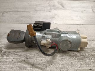 bontott NISSAN X-TRAIL I Gyújtáskapcsoló Házzal