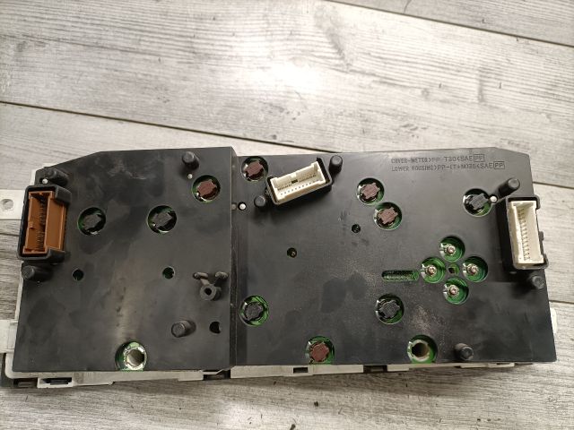 bontott NISSAN X-TRAIL I Kilométeróra