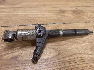 bontott NISSAN X-TRAIL I Porlasztó (1 db)