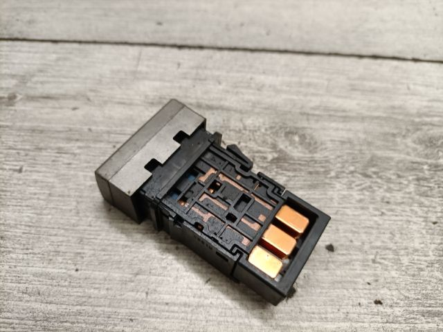 bontott NISSAN X-TRAIL I Ablakfűtés Kapcsoló