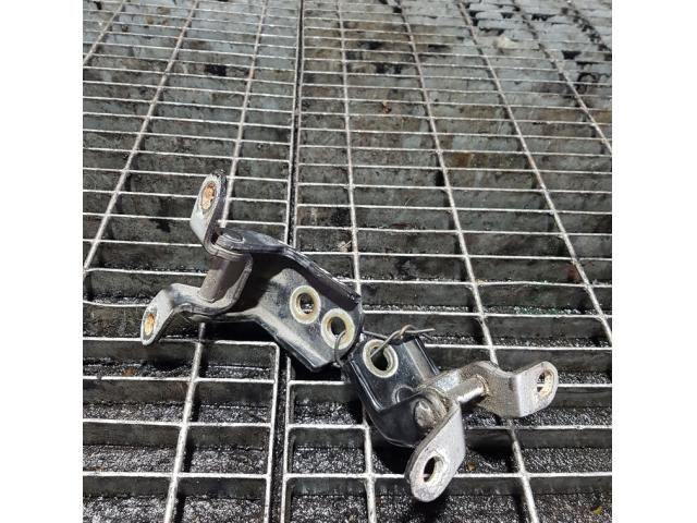 bontott NISSAN X-TRAIL I Ajtó Zsanér (Pozíciófüggetlen)