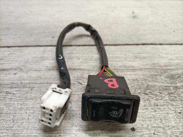 bontott NISSAN X-TRAIL I Bal első Ülésfűtés Kapcsoló