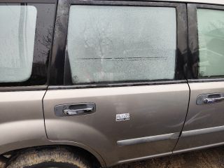 bontott NISSAN X-TRAIL I Bal hátsó Ajtó (Részeivel)